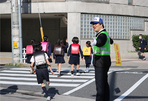 交通安全・子ども見守り活動